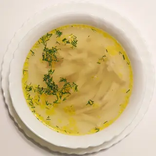 Юшка куряча з локшиною та курятиною (250)