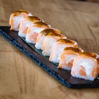 Roll Uramaki Passion Fruit (8 Pzs.)