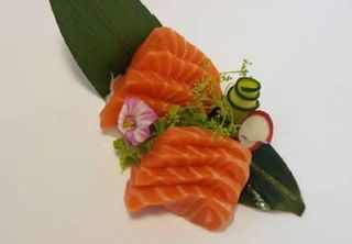 51 Sashimi salmone - 12 pezzi