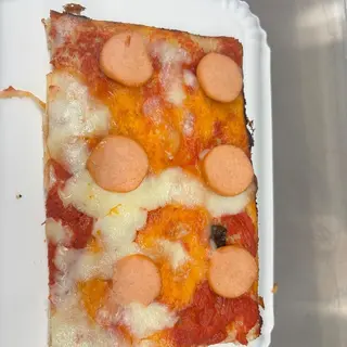 Margherita con würstel al trancio