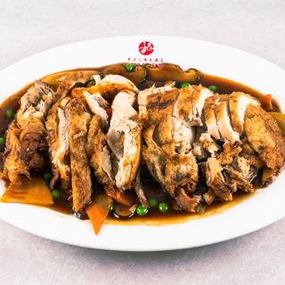 49 Pržena piletina sa bambusom i kineskim gljivama