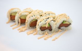 261 - Uramaki spicy sake