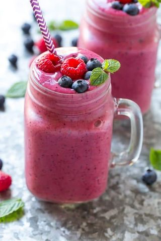 Smoothie de fructe de padure
