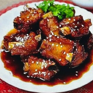 Costillas con Salsa Especial de la Casa