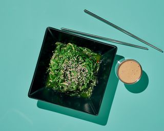 Wakame (cu sos Goma)