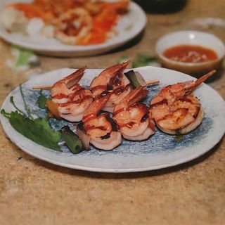 32. Pinchos De Gamba (2 Uds.)
