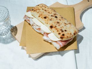 Saltimbocca prosciutto crudo, provola