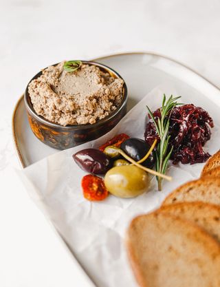 Нежный паштет из куриной печенки