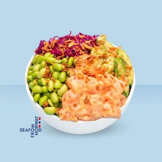 SALMON SPICY POKE