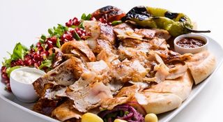 Döner tabak piatto kebab