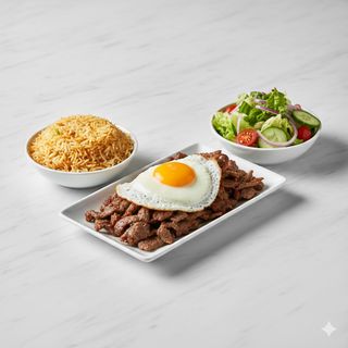 Plato De Kebab Con Huevo Frito