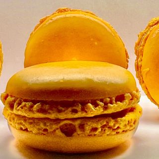 Macaron de Mango (1 ud)