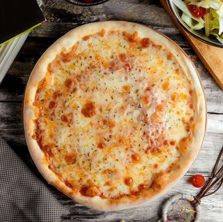 Pizza margarita 30cm