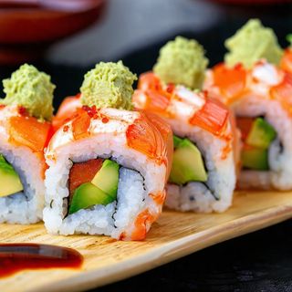 21.Uramaki Kanji Roll
