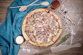 Pizza Tonno & Cipolla 