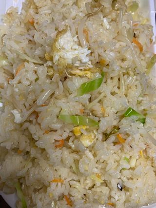 20А. Пържен ориз със зеленчуци и яйца (450г)