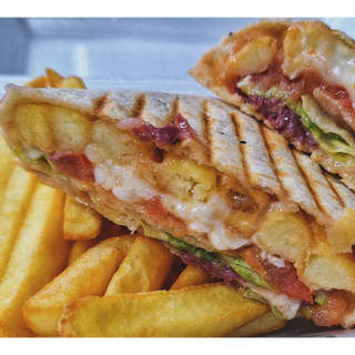 Тортила с луканка