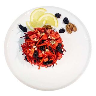 Աղցան Խնձորով և չամիչով