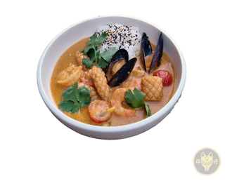 Tajskie żółte curry z owocami morza