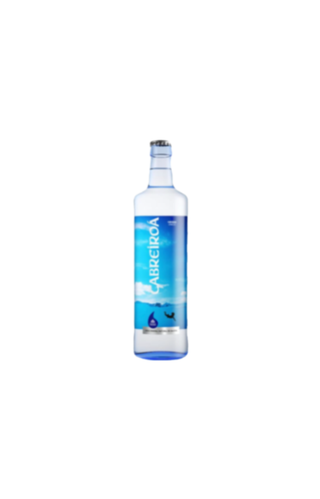 Agua sin gas