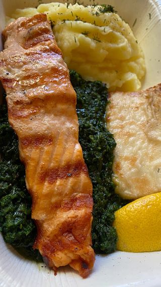 Сьомга филе (300г)