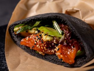 Піта з лососем