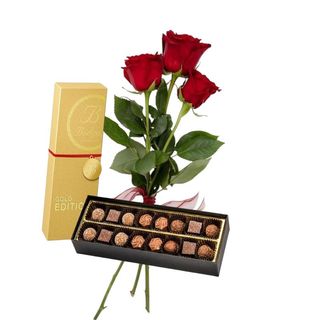 TRE ROSE ROSSE  +DEGUSTAZIONE 16 CIOCCOLATINI 
