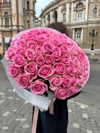51 рожева троянда "Wham"