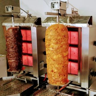 Kebab w Cieście mięsny duży