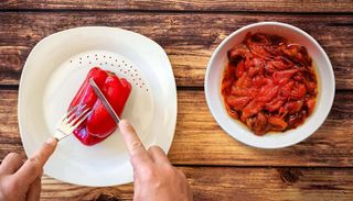 Peperoni rossi ripieni 2pz