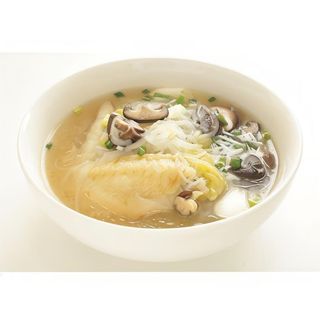 Sopa De Pollo Con Champiñón