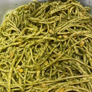 Tallarines al pesto