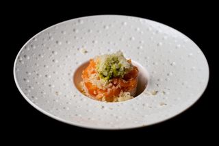 93. Tartar Arroz Salmón