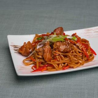 Удон с курицей