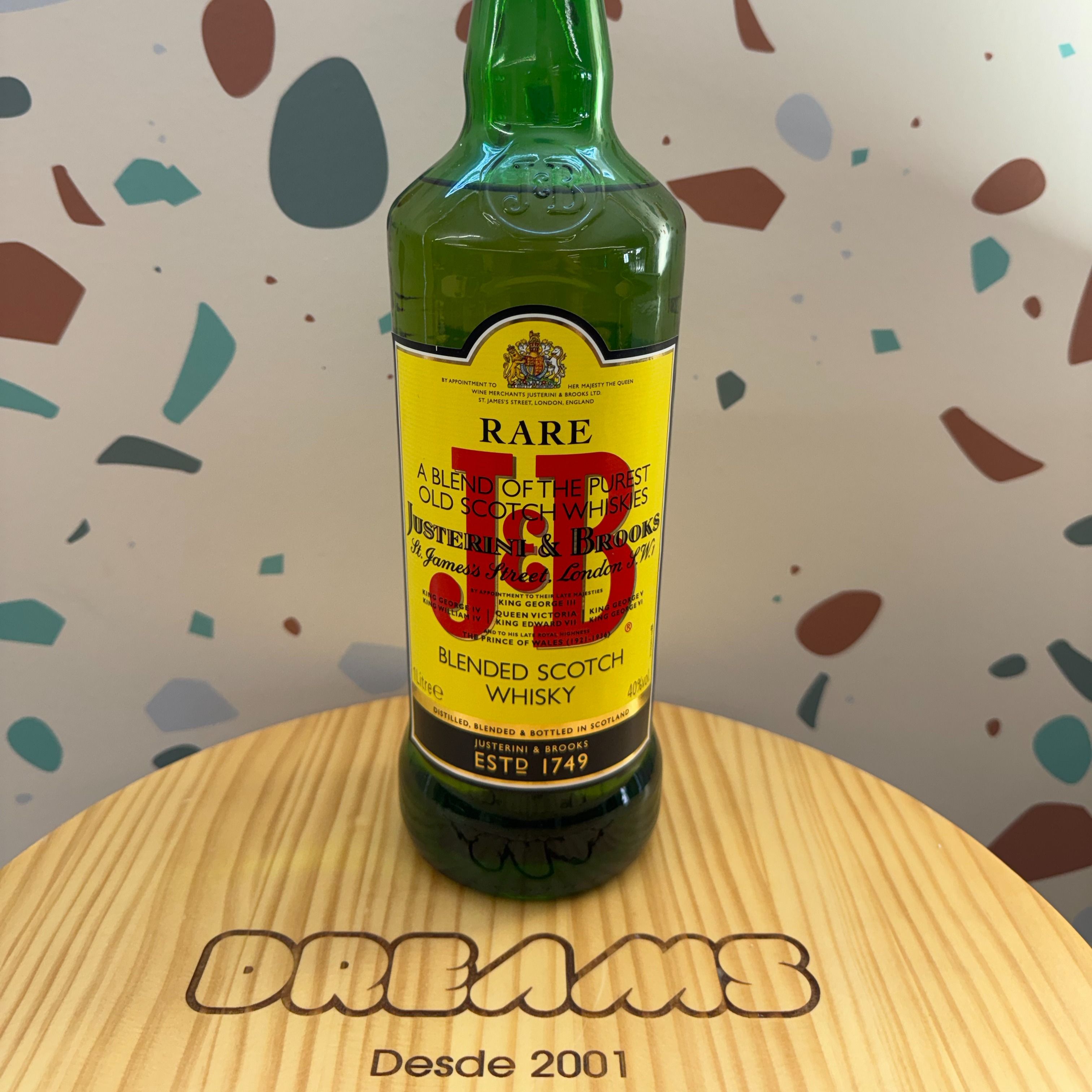 J&B 