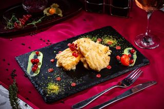 Cascaval pane si rosii cherry