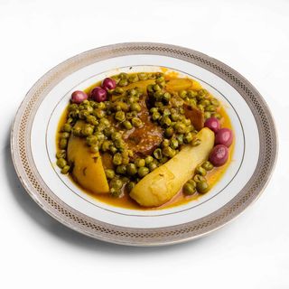 Tajine de viande aux petits pois et pommes de terre