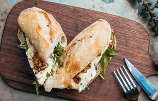 Componi il tuo panino vegetariano
