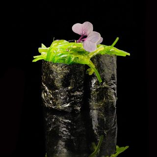 104-Gunkan de wakame