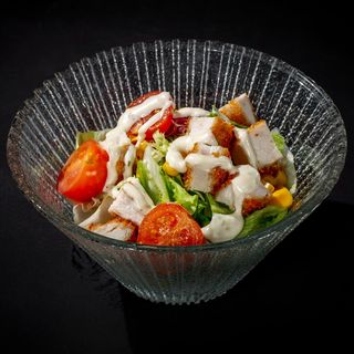 W7 Ensalada Deluxe Cesar Con Pollo