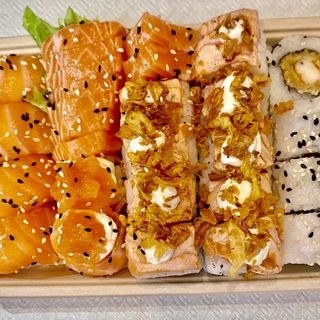  31 - Sushi misto + sashimi (26 peças)