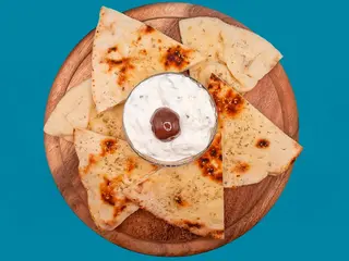 Pita con tzatziki XL