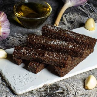 ნივრიანი პური