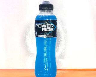 Powerade ai frutti di bosco