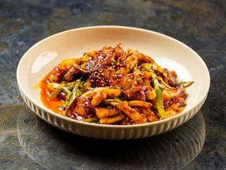 Pancetta e calamaro saltati in padella