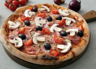 Pizza Caprichosa