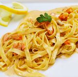 Tagliatelle Al Salmone