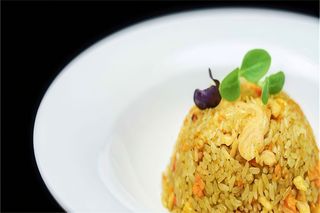 Pl. Riso con pollo al curry