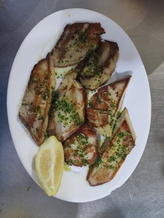 Solomillo de atún a la plancha (ración) 