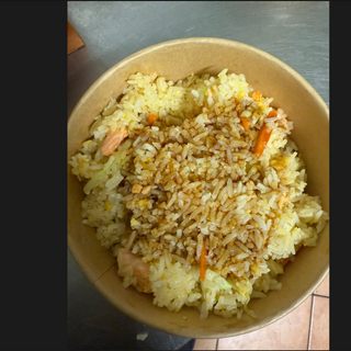 82. Riso con salmone